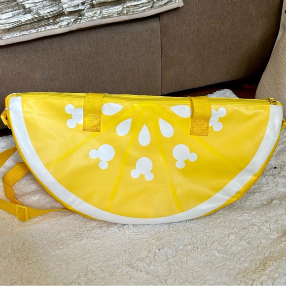 Disney Micky Mouse Lemon Wedge Insulated Cooler Bag - Picture 4 of 12